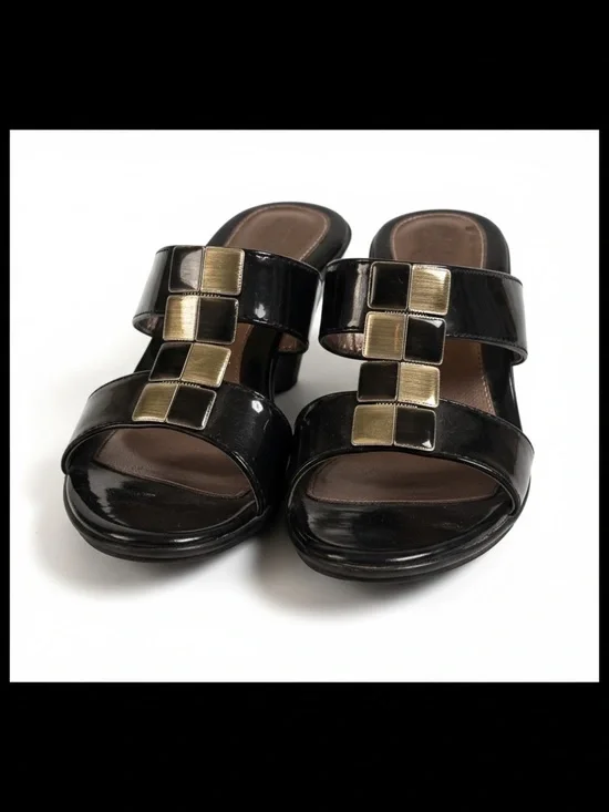 NEW Croft & Barrow Black Patent Leather Heeled Sandals – Size 6.5 - Picture 2 of 4